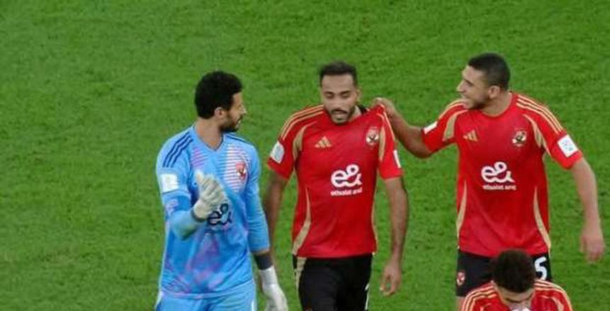 استبعاد لاعب وحيد من تشكيل الأهلي أمام بلوزداد.. وكهربا ضمن البدلاء