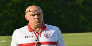 «جروس» يجتمع مع لاعبي الزمالك للحديث عن أسباب التعادل مع سيراميكا - الصبح