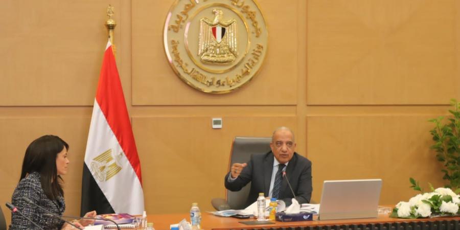 عصمت :دعم شبكات نقل الكهرباء بالصعيد والمحافظات الأكثر احتياجاً - الصبح